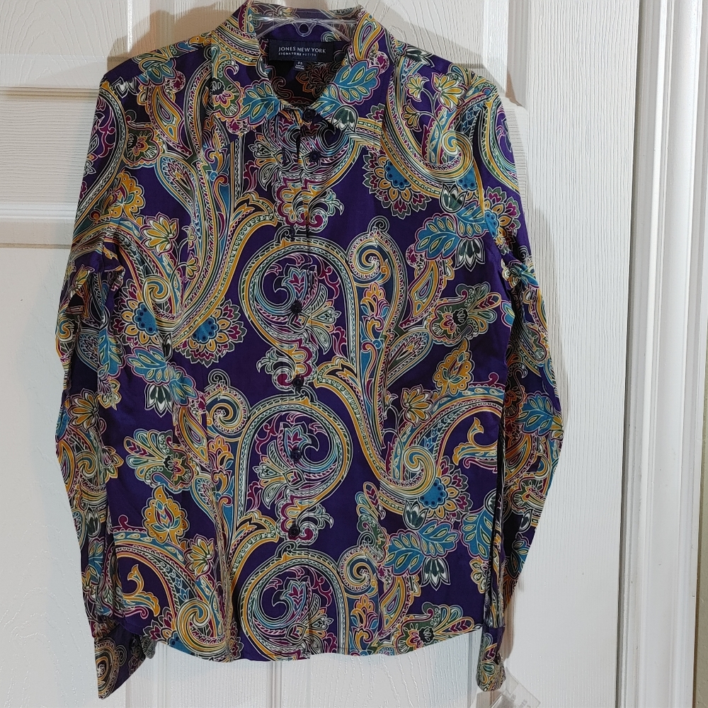 NWT Jones New York petite button-down Paisley shirt, purple, PS